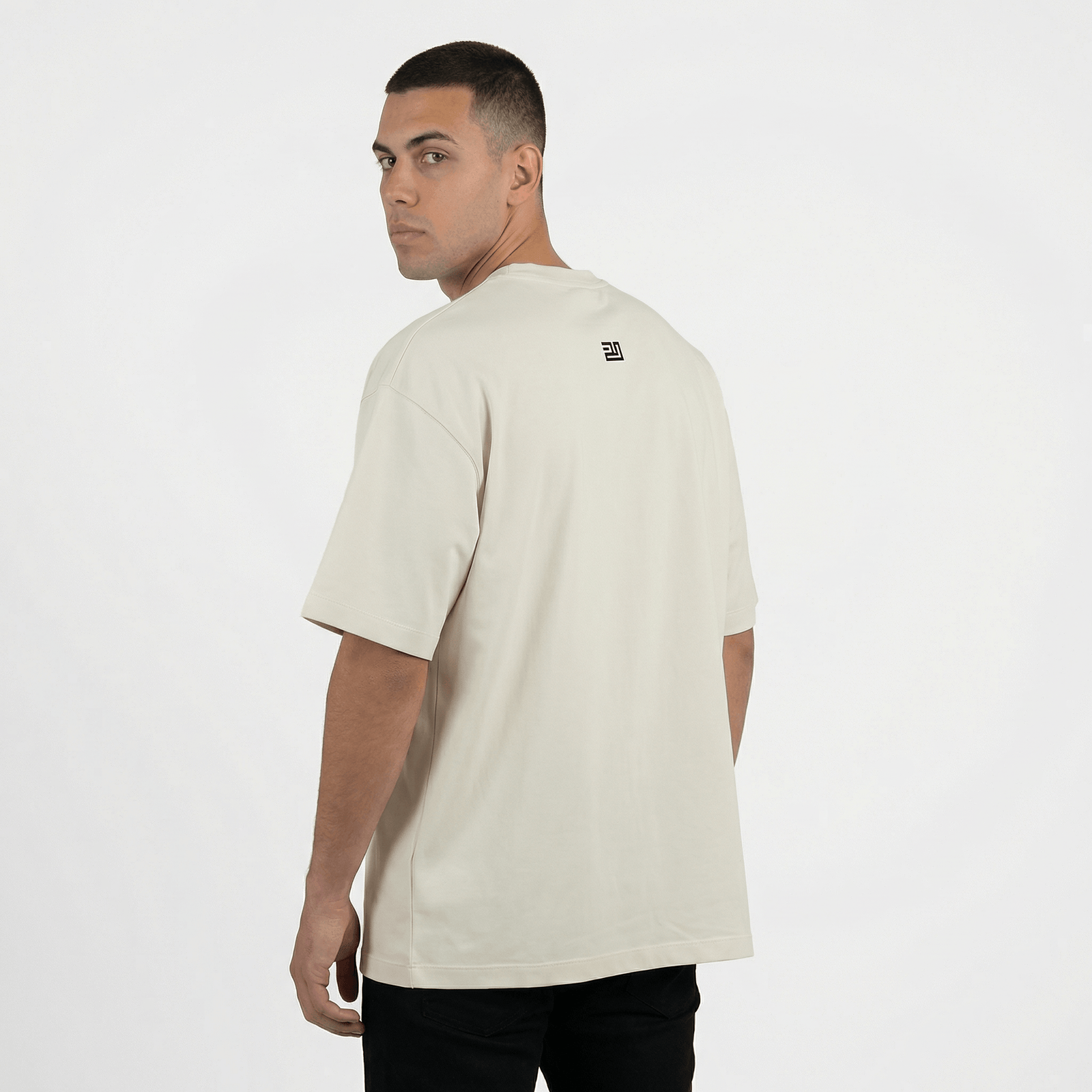 Camiseta Oversize P25 - Marfil