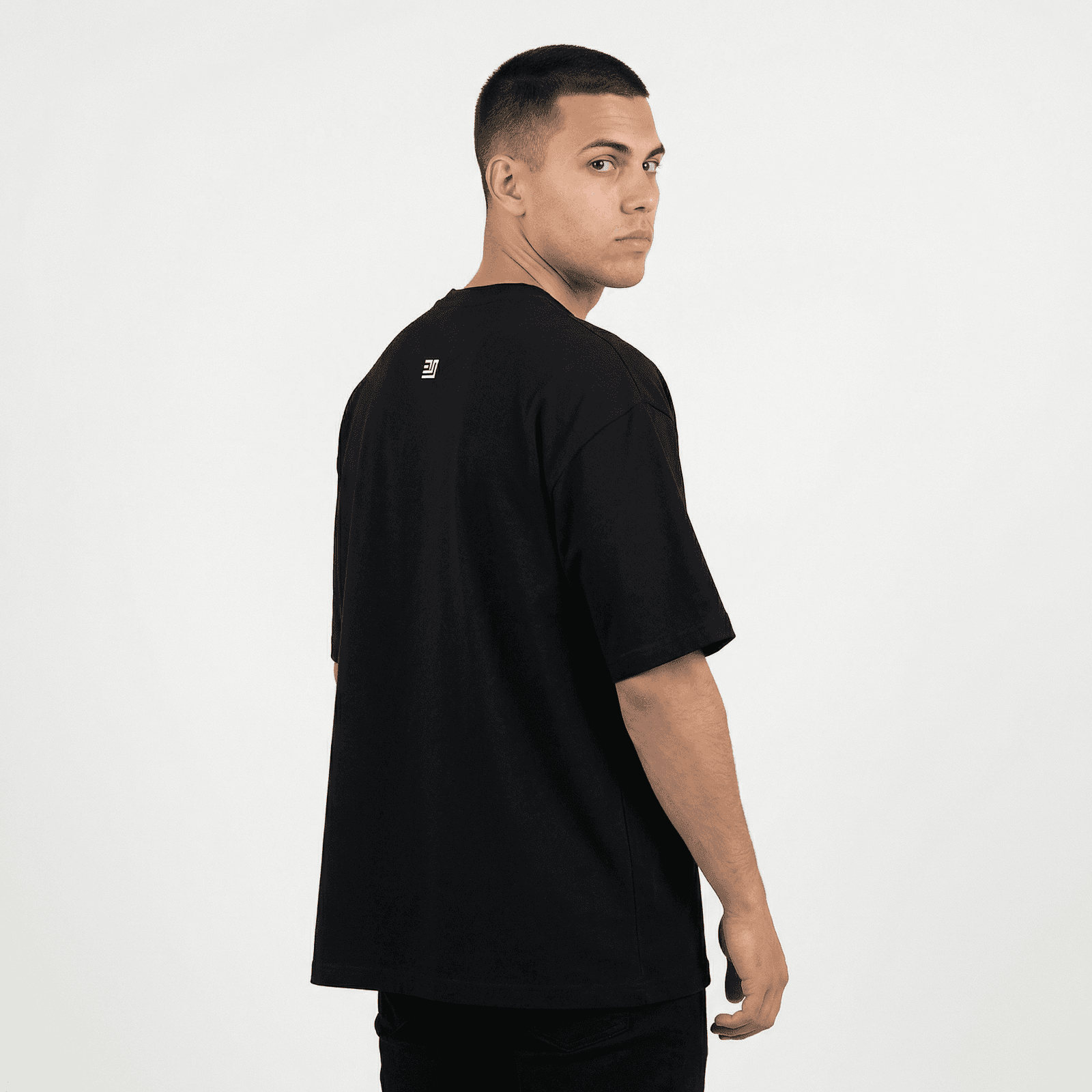 Camiseta Oversize P25 - Negro