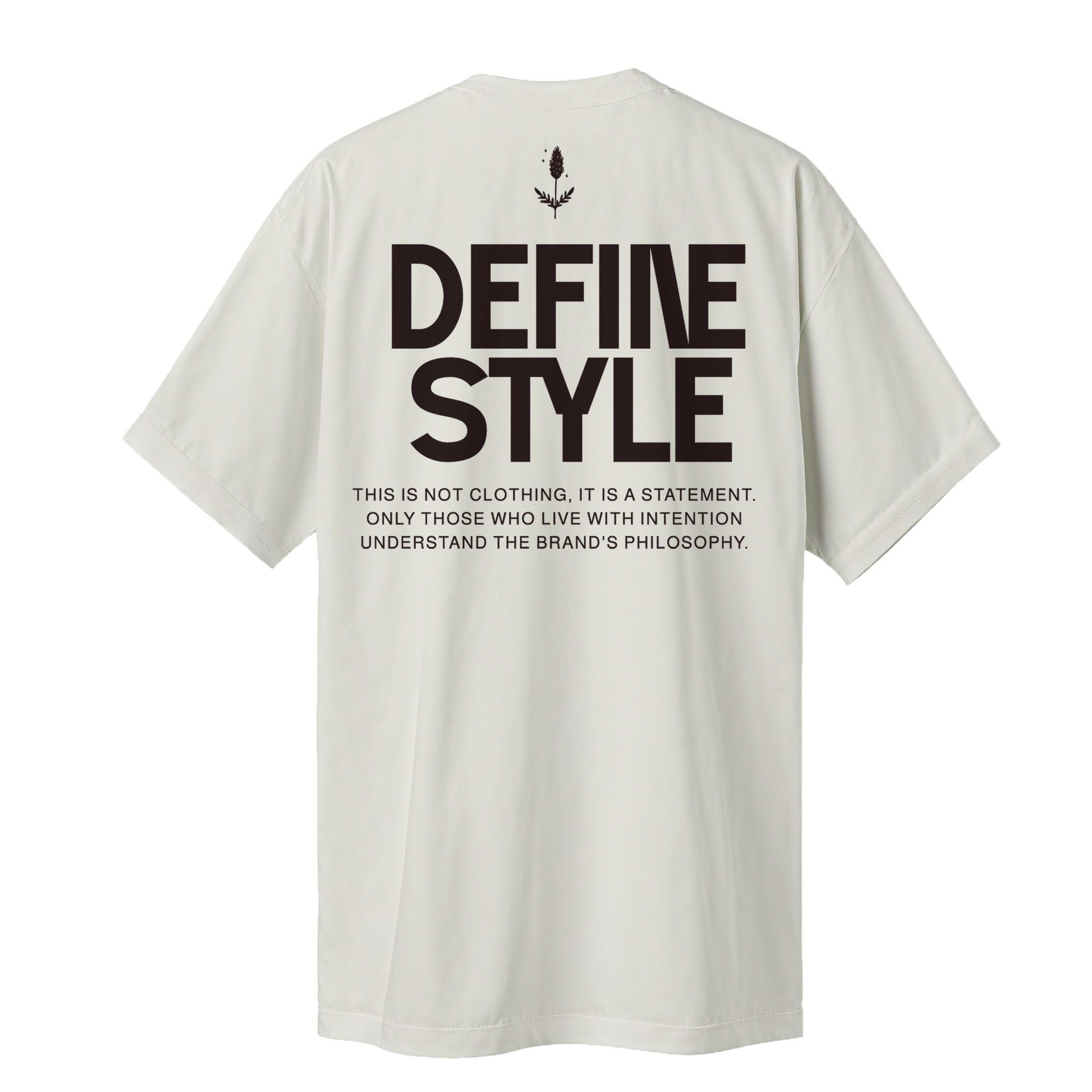 Camiseta Regular Fit P26 - Marfil — en uso